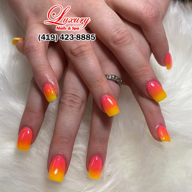 Nail-salon-45840-Luxury-Nails-and-Spa-Findlay-OH-45840_4-800x800.jpg