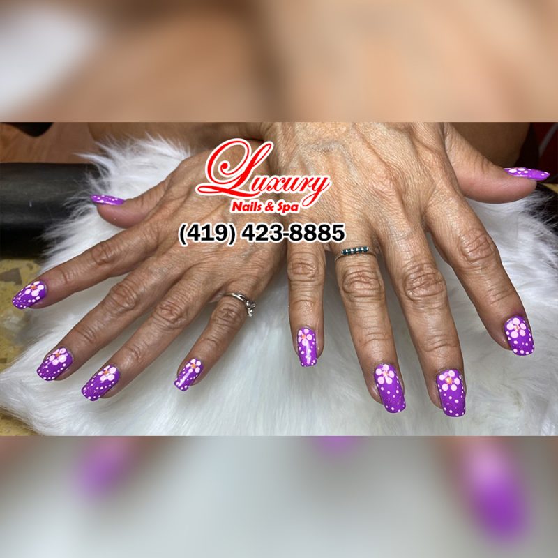 Nail-salon-45840-Luxury-Nails-and-Spa-Findlay-OH-45840_5-800x800.jpg