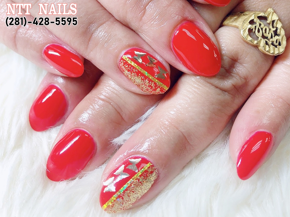 nail salon TX 77520
