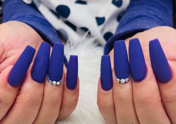 navy blue nails