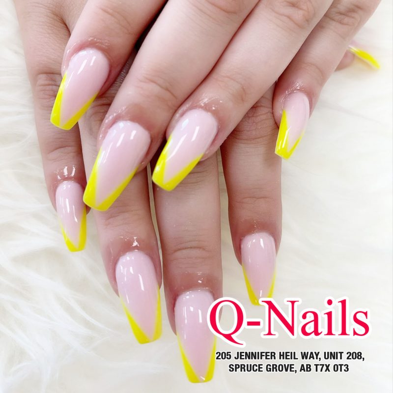 Amazon.com: Vemalo Press on Nails Coffin Fake Nails Medium Yellow Flower  Nails for Women and Girls(style 5) : Beauty & Personal Care